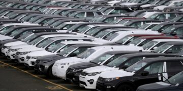Jaguar Land Rover gered met £1.5bn overheidslening na cyberaanval.