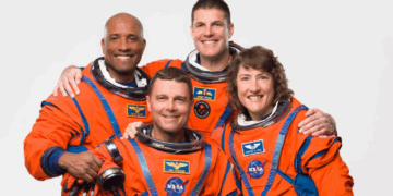 Ontmoet het NASA-team dat naar de maan wordt gestuurd na meer dan 50 jaar.