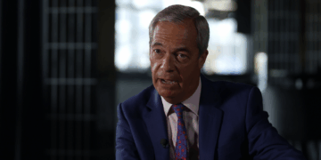 Farage wil vrouwelijke asielzoekers terugsturen naar Taliban in Afghanistan