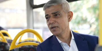 Sadiq Khan reageert op ‘misinformatie’ na daling criminaliteit in Londen