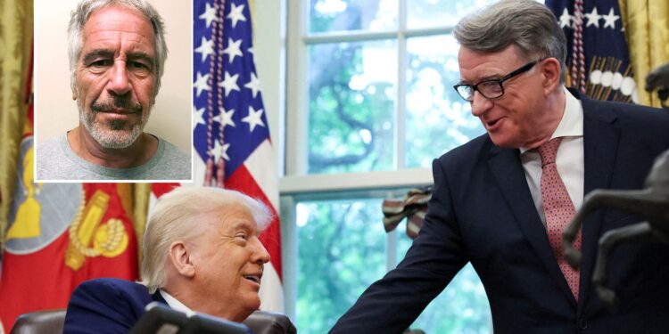 Notities van Trump en Mandelson gevonden in Epstein’s ‘verjaardagsboek’