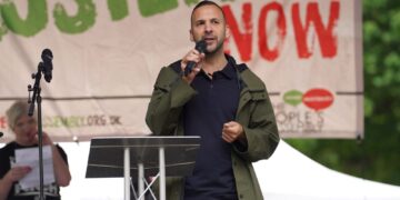 Zack Polanski verkozen tot nieuwe leider van de Groene Partij.