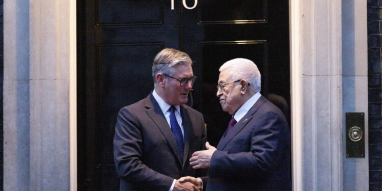 Starmer ontmoet president Abbas van Palestijnse Autoriteit in Londen