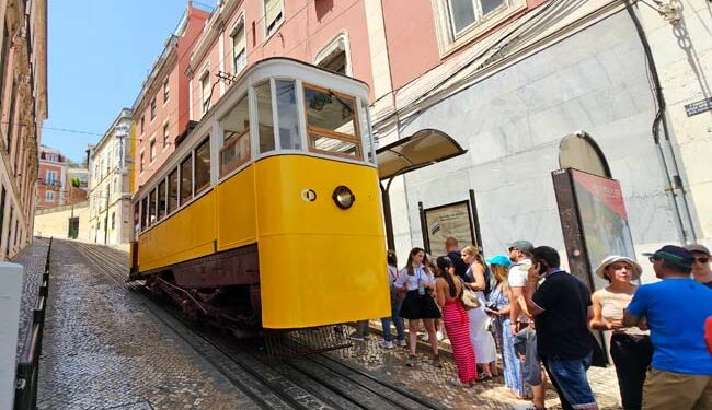 Tragedie in Lissabon: ontsporing van kabelbaan veroorzaakt chaos