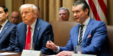 Trump bij buitengewone bijeenkomst van Amerikaanse generaals en admiraals