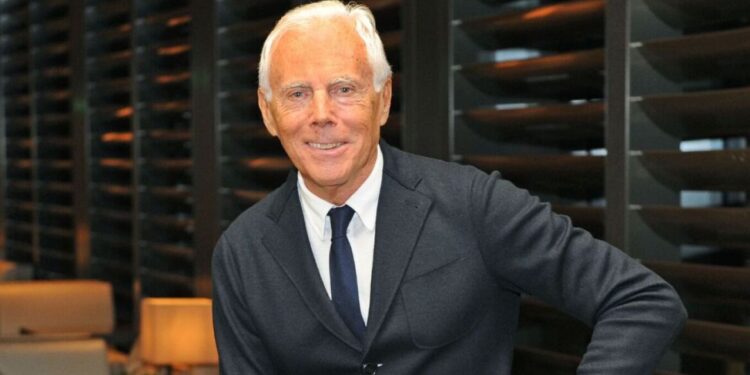 Laatste afscheid van Georgio Armani in zijn dorp