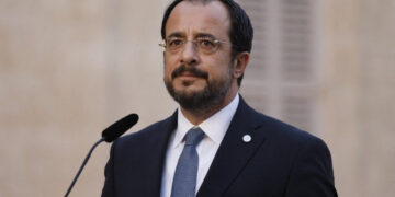 Kans op herstart onderhandelingen na felicitaties Christodoulidis aan Erchiurman