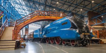 Ontdek de beste indoor uitjes in Groot-Brittannië per trein.