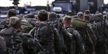 Experts adviseren: voedsel verzamelen en veilige huisvesting creëren voor oorlogsvoorbereidingen.