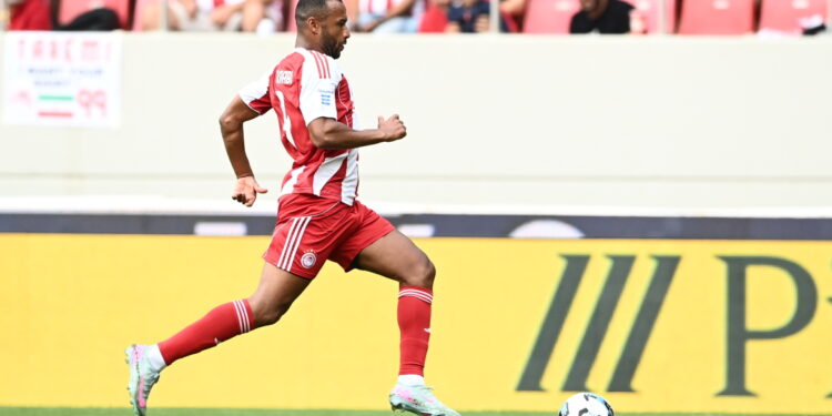 Terugkeer naar overwinning: ΑΕΛ – Ολυμπιακός om 17:00 in Larissa