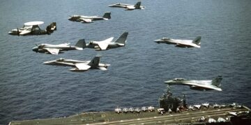 Nieuwe trend: nucleaire vliegdekschepen veroveren wereldwijde heruitrusting