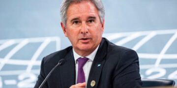 Millay benoemt Pablo Quirno tot minister van Buitenlandse Zaken