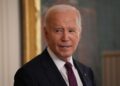 Biden waarschuwt voor ‘donkere dagen’ en roept op tot optimisme