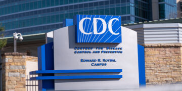 Massaal ontslag CDC door Trump, wetenschappers gespaard