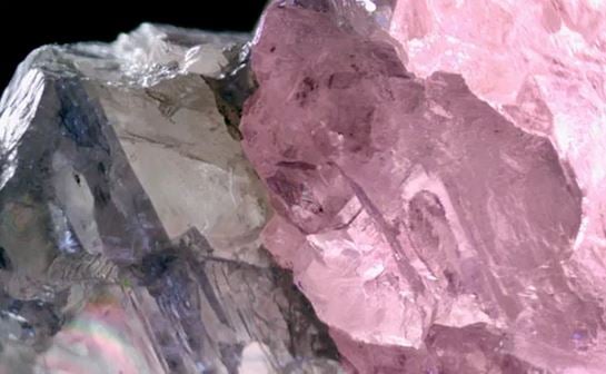 Zeldzame semi-roze diamant ontdekt
