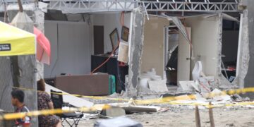 Twee doden door aardbeving met kracht 7,4 op Filipijnen