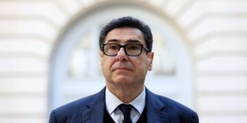 Nobelprijswinnaar waarschuwt voor extreemrechts bij pensioenhervormingen