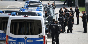 Grootschalige politieoperatie na explosies en schoten in München