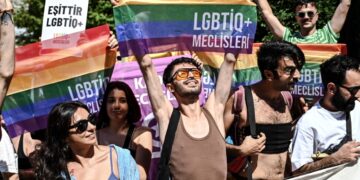 Turkije overweegt gevangenisstraffen voor LGBTI-mensen en homoseksuele koppels