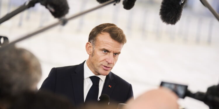 Macron wijst Von der Leyen’s voorstel voor muur tegen drone af