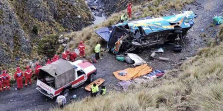 16 doden bij busongeluk Bolivia