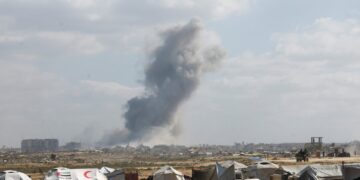 Hamas eist vertrek Israël uit Gaza en dreigt met oorlog.