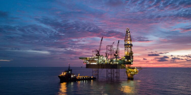 Chevron en Helleniq Energy nemen percelen over voor onderzoek op Kreta en Peloponnesos.