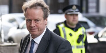 Voormalig Brits minister bekritiseert Schots beleid flesseninleveringssysteem als ‘roekeloos’