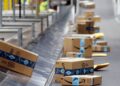 Onzekerheid voor Britse werknemers door massaontslagen bij Amazon.