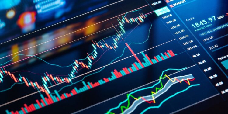 Vijf gearresteerd voor cryptozwendel met miljoenen aan schade.