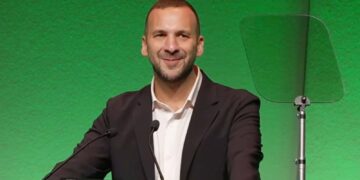 Green Party leider eist intrekking Palestine Action verbod