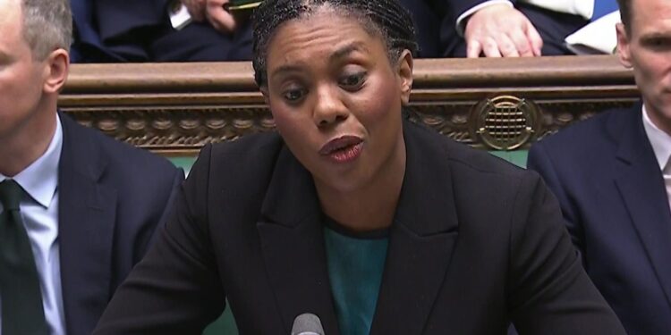 Overheid zwak in fanverbod Maccabi Tel Aviv – Tories ruiken bloed