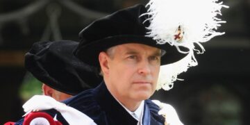 Regering onder druk om Prince Andrew titel af te nemen