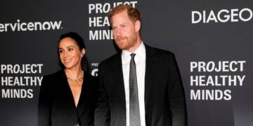 Prins Harry en Meghan uitgeroepen tot Humanitaire van het Jaar