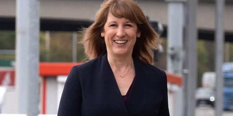 Reeves zet ondernemers in de schijnwerpers met belastingvoordelen