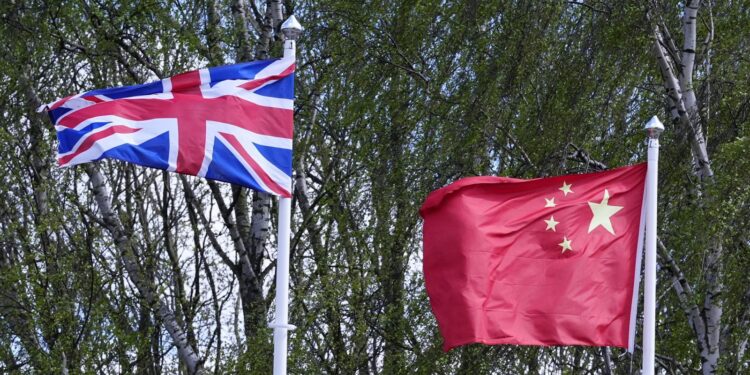 Getuige in spionagetrial verwijdert ‘vijand’ referentie China – nieuwe titel: “Getuige haalt ‘vijand’ referentie China weg”