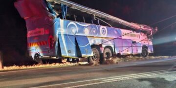 Dodelijk busongeluk eist minstens 42 levens