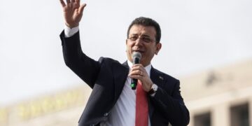 Imamoglu vervolgd voor politieke spionage in Turkije