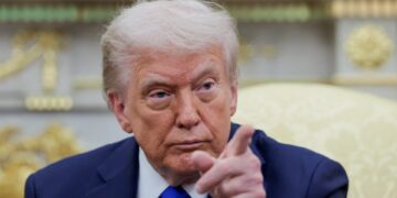 Opstandwet gebruikt om leger in Amerikaanse steden te ontwikkelen