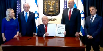 Trump spreekt in Knesset: “Een geweldige dag, een nieuw begin”