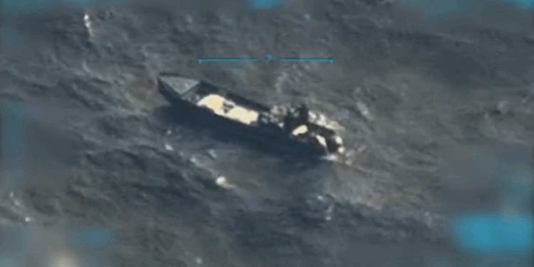 Amerikaanse troepen vallen drugsboot aan voor Venezolaanse kust: zes doden.