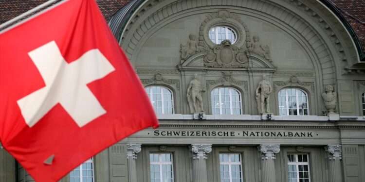 Zwitserse kiezers verwerpen belastingvoorstel voor zeer rijken met overweldigende meerderheid