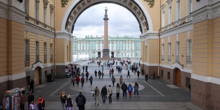Man gearresteerd voor ‘satanisme’ – Bezoek het Comic Book Festival