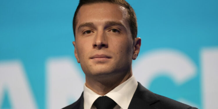 74-jarige man gearresteerd na ei op hoofd Bardella te slaan