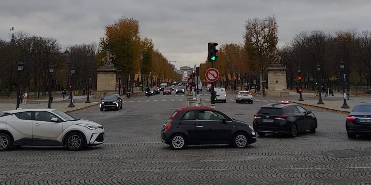 4 Russen gearresteerd in Parijs voor spionage voor buitenlandse macht