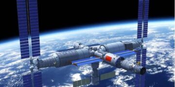 Pakistaanse astronaut bezoekt China’s ‘Hemelse Paleis’ als eerste internationale gast