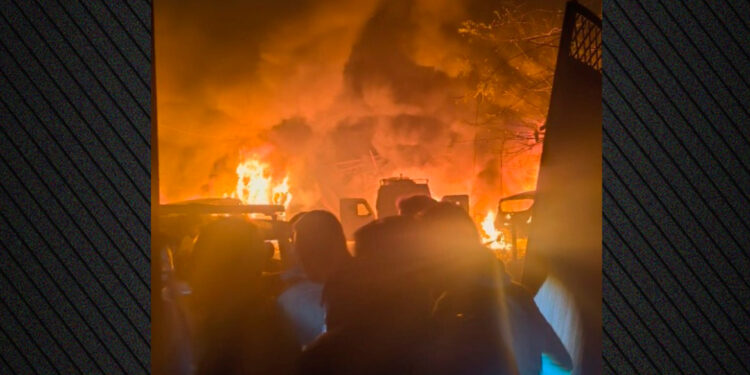 Toename van doden en gewonden na explosie politiebureau in Srinagar, India