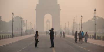 Rechtbanken online in India over giftige wolk.