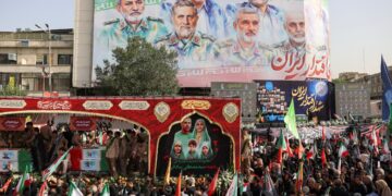 Openbare executie van verkrachter van twee vrouwen in Iran