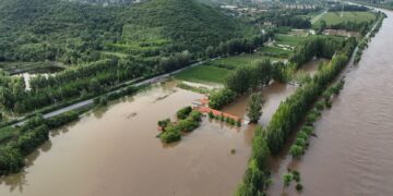 Dodental door overstromingen in Vietnam stijgt naar 90